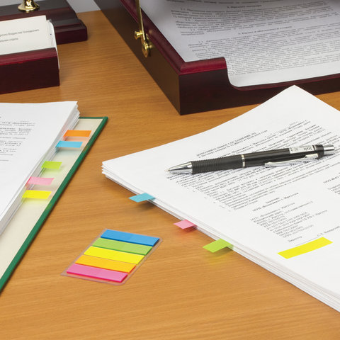 Закладки клейкие неоновые STAFF, 45х12 мм, 100 штук (5 цветов х 20 листов), на пластиковом основании